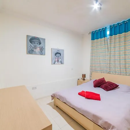 Superb Views Of Spinola Bay In Heart Of Stjulians-hosted By Sweetstay