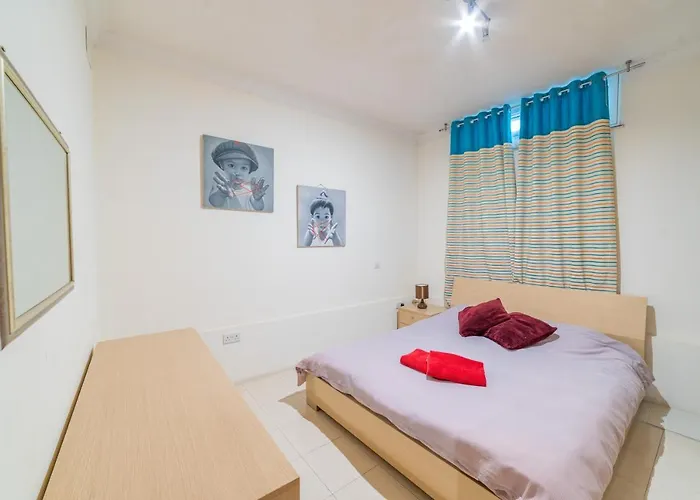 Superb Views Of Spinola Bay In Heart Of Stjulians-hosted By Sweetstay