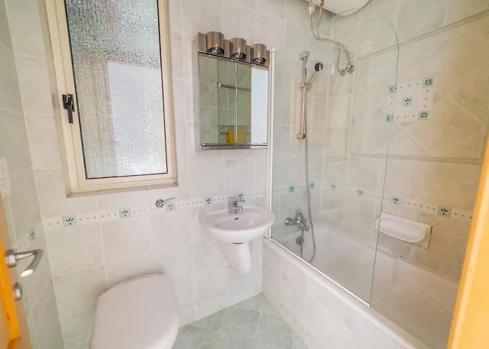 Superb Views Of Spinola Bay In Heart Of Stjulians-hosted By Sweetstay *