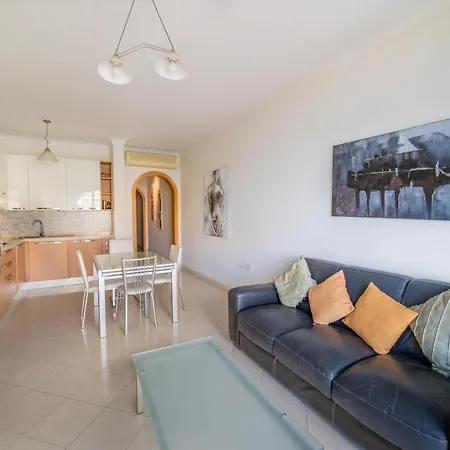 Apartment Superb Views Of Spinola Bay In Heart Of Stjulians-hosted By Sweetstay